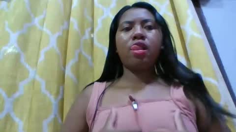 Snapshot of alydiah816442 chatting on 04/21/26, 02:26 alydiah816442 online show from 04/21/26, 02:26
