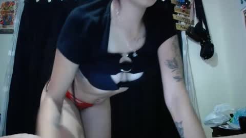 allyson online show from 10/31/25, 04:57
