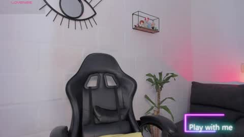 Alyson online show from 06/11/26, 01:31