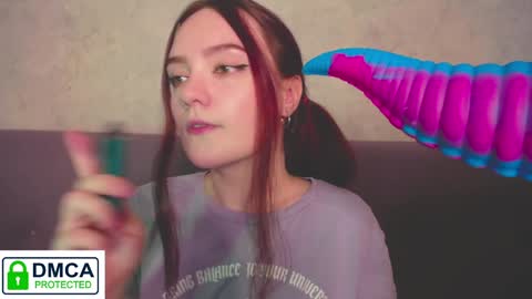 Alyssa online show from 12/11/24, 10:03