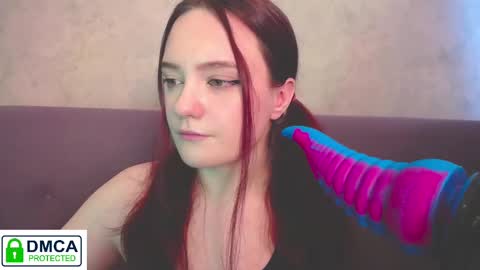 Alyssa online show from 03/11/25, 09:56