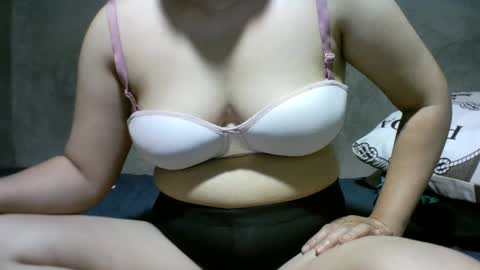 alyssa_hope online show from 02/04/25, 11:27
