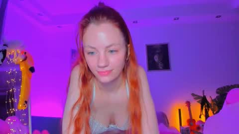 alyssa_smitt online show from 10/13/25, 06:41