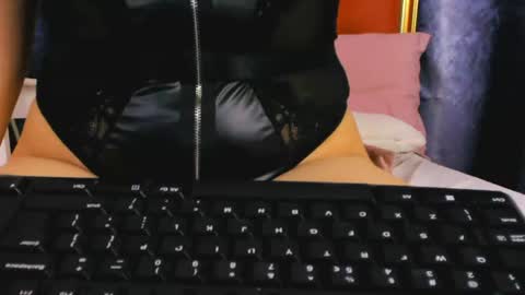 Alyssa online show from 07/07/26, 06:47