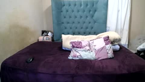 alyssabrownx online show from 06/19/26, 03:27