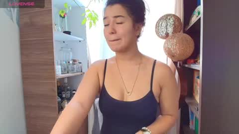 alyssia wolds online show from 01/31/25, 05:42