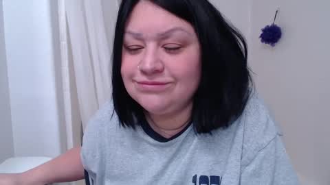 Snapshot of alyssiaamorexo chatting on 12/28/24, 04:09 Alyssiaamorexo online show from 12/28/24, 04:09