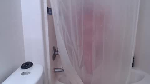 Snapshot of alyssiaamorexo chatting on 01/29/25, 08:56 Alyssiaamorexo online show from 01/29/25, 08:56