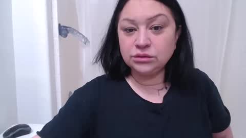 Snapshot of alyssiaamorexo chatting on 02/04/25, 05:12 Alyssiaamorexo online show from 02/04/25, 05:12