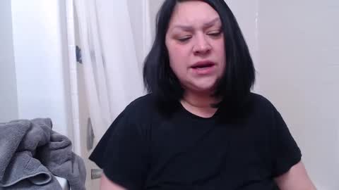 Snapshot of alyssiaamorexo chatting on 02/19/25, 01:39 Alyssiaamorexo online show from 02/19/25, 01:39