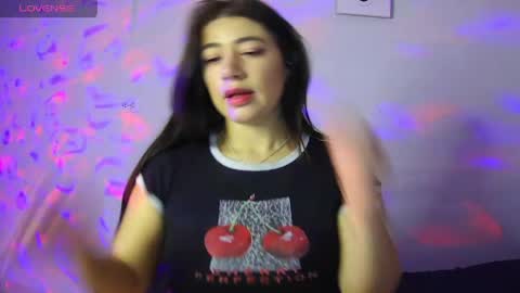 Snapshot of alythia chatting on 06/04/26, 01:22 alythia online show from 06/04/26, 01:22
