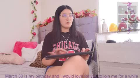 Isabella online show from 03/29/26, 08:09