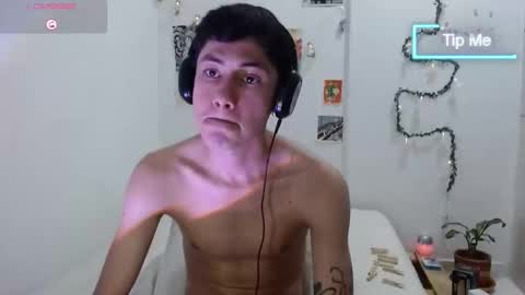 Snapshot of amad696 chatting on 02/04/25, 01:23 Amad Passer x guests   Independent model online show from 02/04/25, 01:23