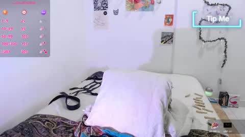 Snapshot of amad696 chatting on 02/05/25, 08:57 Amad Passer x guests   Independent model online show from 02/05/25, 08:57