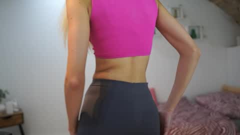 Amai  Liu online show from 09/27/25, 11:48