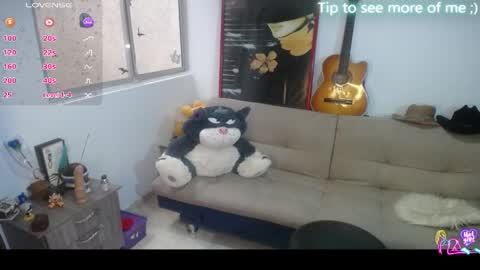 Snapshot of amaia_t chatting on 05/19/26, 12:44 Amaia online show from 05/19/26, 12:44