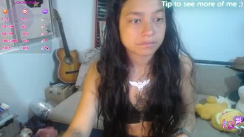 Snapshot of amaia_t chatting on 06/19/26, 01:15 Amaia online show from 06/19/26, 01:15