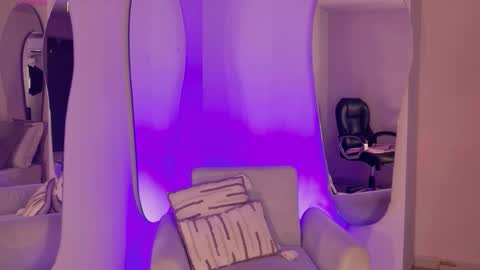 Snapshot of amaiahaywood chatting on 11/08/25, 05:18 Amaia Haywood online show from 11/08/25, 05:18