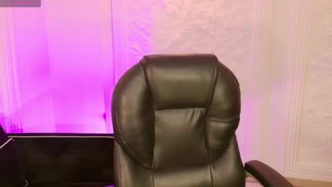 Snapshot of amaiahaywood chatting on 11/19/25, 04:01 Amaia Haywood online show from 11/19/25, 04:01