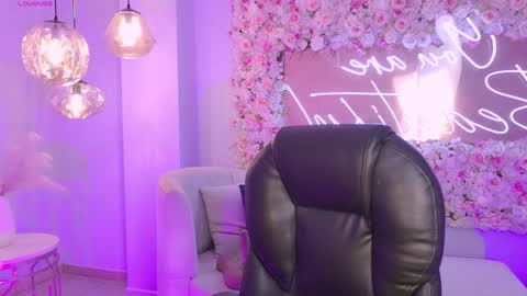 Snapshot of amaiahaywood chatting on 12/04/25, 06:34 Amaia Haywood online show from 12/04/25, 06:34