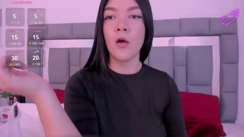 Amaia  online show from 09/19/25, 07:03