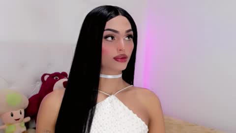 amal_baddel_ online show from 10/30/25, 04:03