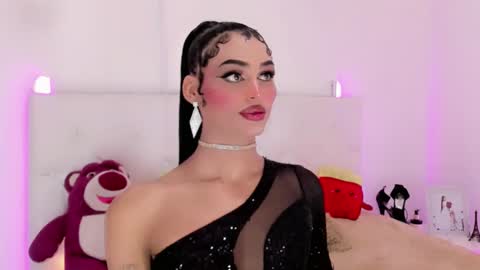 amal_baddel_ online show from 11/10/25, 10:20