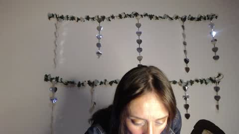 Amalett online show from 02/04/25, 10:21