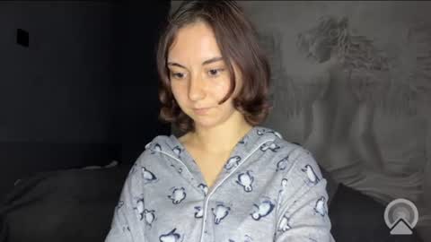 Snapshot of amalia_lambert13 chatting on 06/11/26, 09:24 amalia_lambert13 online show from 06/11/26, 09:24