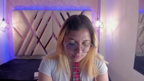 Amalia Im Back See you soon this January 7 at 10 pm Colombia time online show from 01/10/25, 02:57