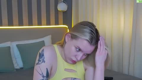 Amalia online show from 05/13/26, 01:19