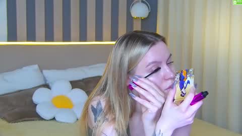 Amalia online show from 06/25/26, 01:15