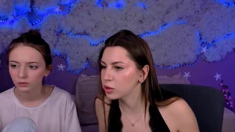 Snapshot of amalialowell chatting on 03/19/26, 08:35 Amalia online show from 03/19/26, 08:35