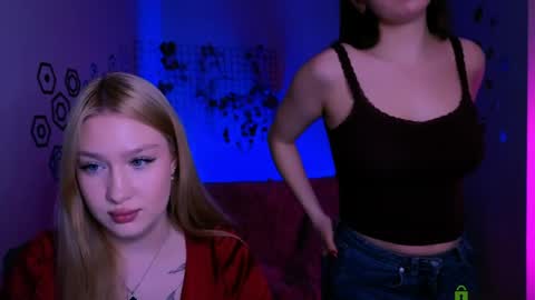 Snapshot of amalialowell chatting on 04/17/26, 08:12 Amalia online show from 04/17/26, 08:12