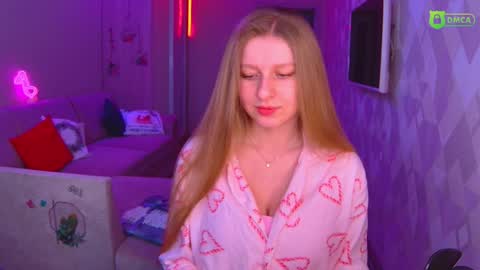 Amalia online show from 12/25/24, 12:15