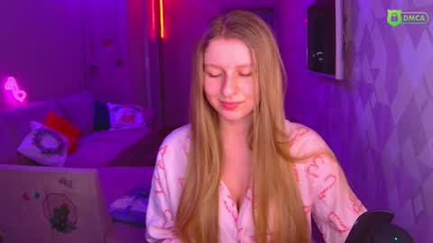 Amalia online show from 12/29/24, 01:49