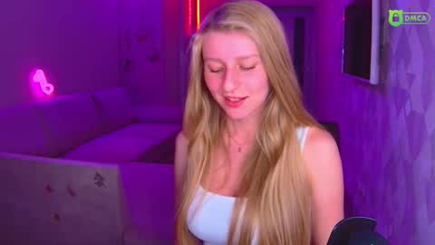 Amalia online show from 11/08/25, 02:50