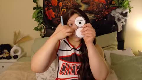         online show from 10/23/25, 12:15