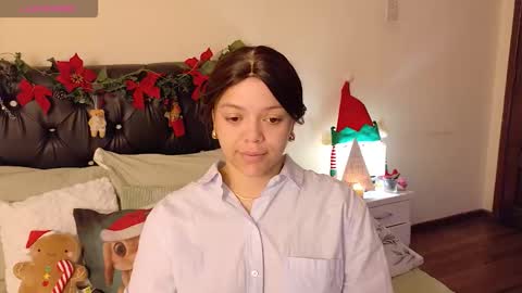 Snapshot of amand1_sweet chatting on 12/20/25, 12:45 online show from 12/20/25, 12:45