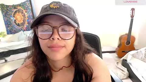         online show from 08/05/26, 03:04