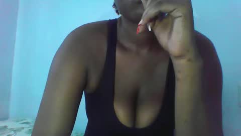 Snapshot of amanda1523 chatting on 10/09/25, 07:17 Lin online show from 10/09/25, 07:17