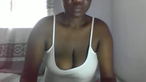 Snapshot of amanda1523 chatting on 11/05/25, 07:52 Lin online show from 11/05/25, 07:52