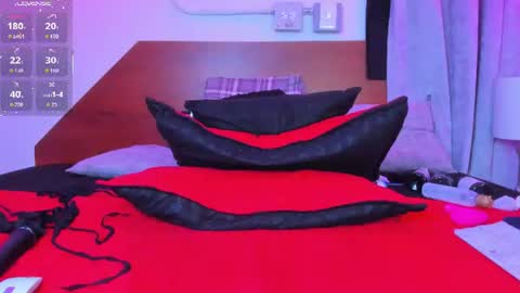amanda29_ online show from 06/11/26, 12:32