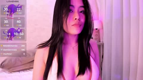 Luisa online show from 12/16/24, 01:42