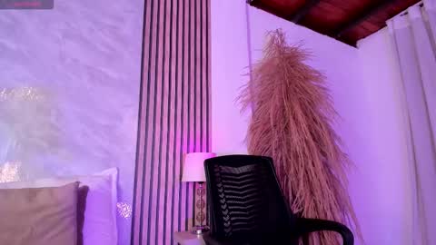 Luisa online show from 11/29/25, 01:52