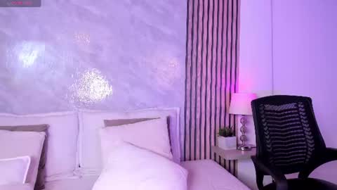 Luisa online show from 07/10/26, 01:10