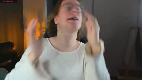 Hi im Amanda online show from 10/04/25, 10:24