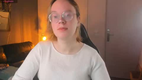 Hi im Amanda online show from 10/11/25, 09:19