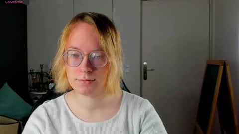 Hi im Amanda online show from 11/23/25, 09:53