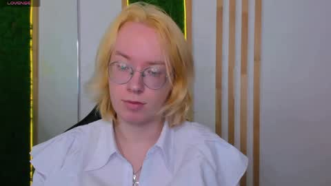 Hi im Amanda online show from 05/31/26, 01:07